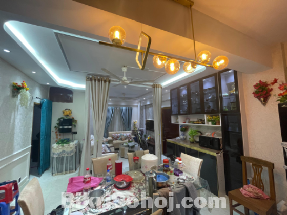 Ready flat for sale 1060 sq ft